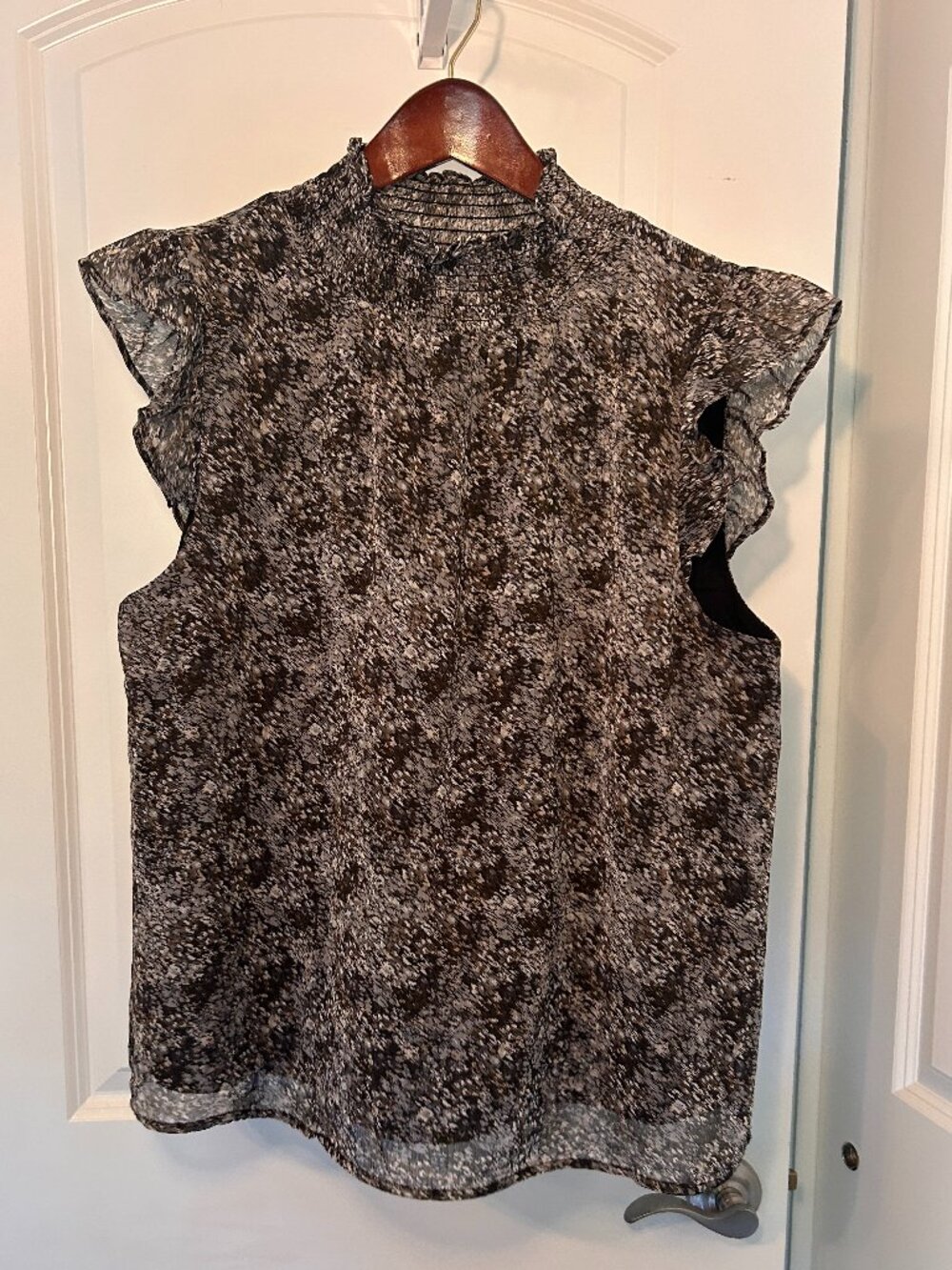 Banana Republic Smocked Mock Neck Flutter Sleeve Blouse Black Print Size L